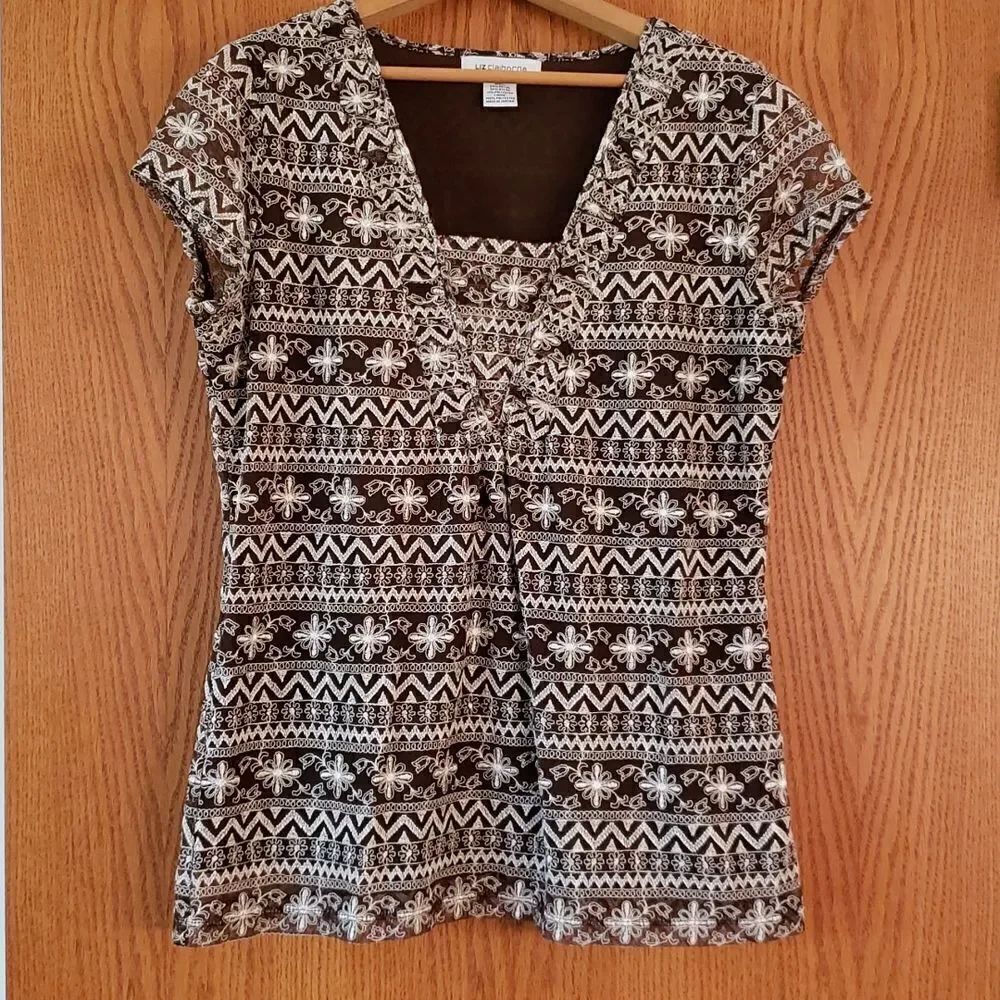 Cute and Classy Liz Claiborne Brown Top with Embroidered Lace Overlay Sz M